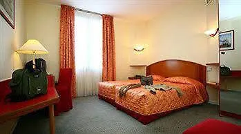 Hotel Fertel Maillot Parijs